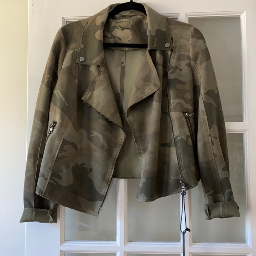 Army Jacket size x s. Bought at anthropology